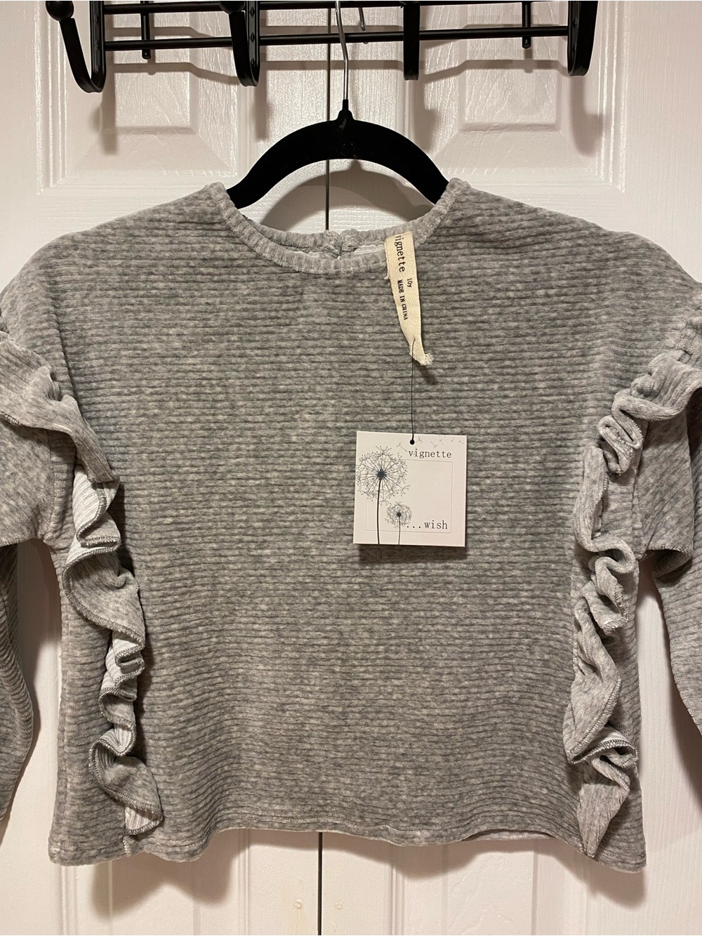 NWT Girls Size 10 Vignette Grey Ruffle Sleeve Ribbed Top